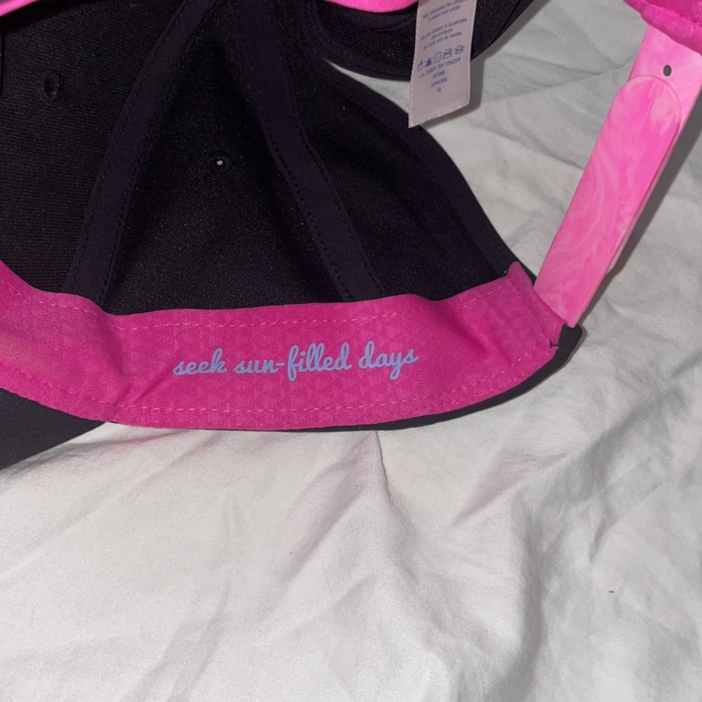 Ivivva hat - Picture 9 of 12